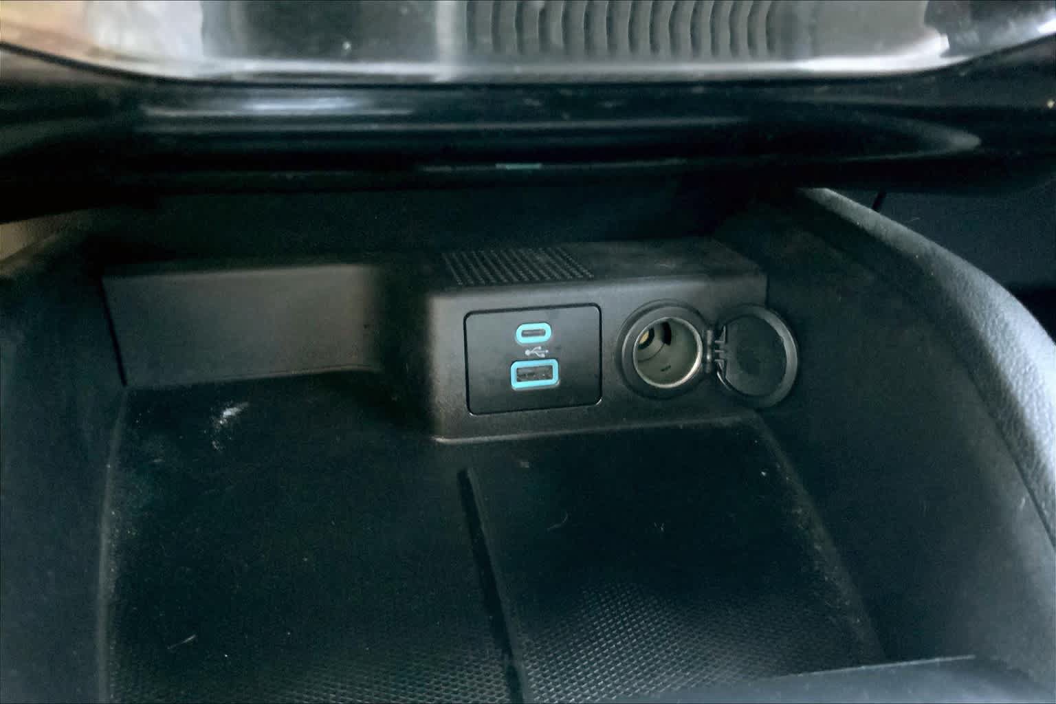 Certified 2023 Ford Escape ST-Line w/ Tech Pack #1 FWD image 32