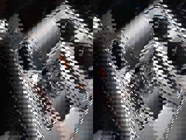 Certified 2022 Ford F150 XLT w/ Equipment Group 302A High image 17