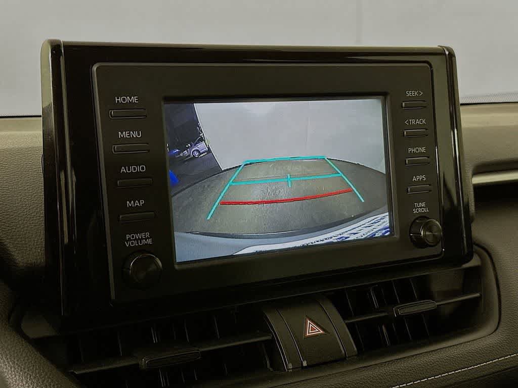 Used 2019 Toyota RAV4 LE FWD image 26