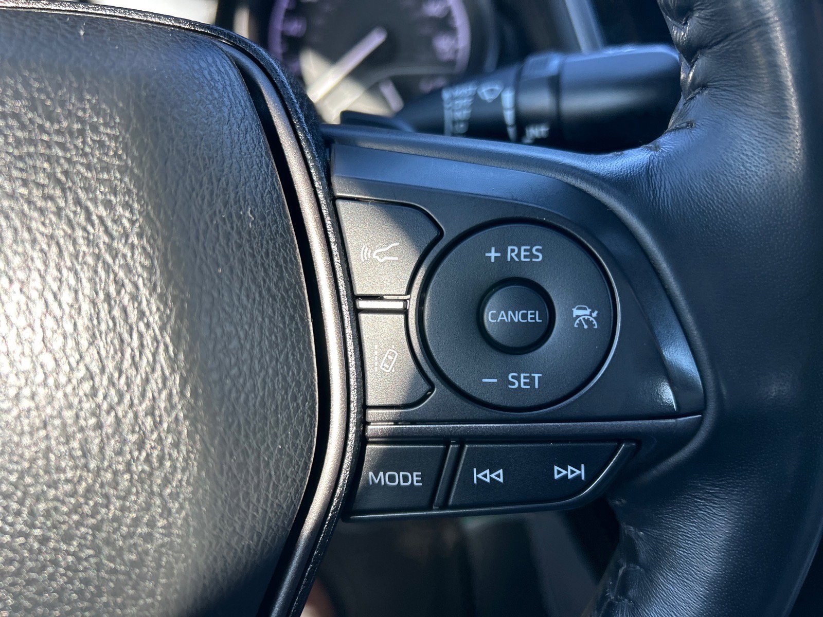 Used 2022 Toyota Camry SE image 21