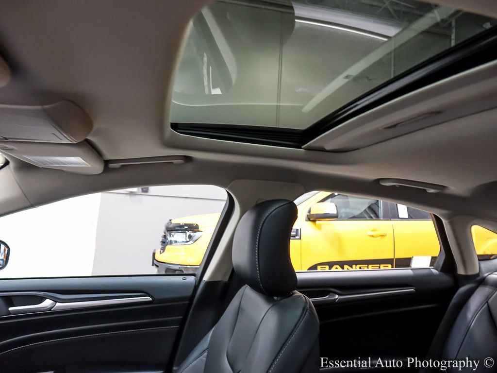 Certified 2019 Ford Fusion Titanium FWD image 12
