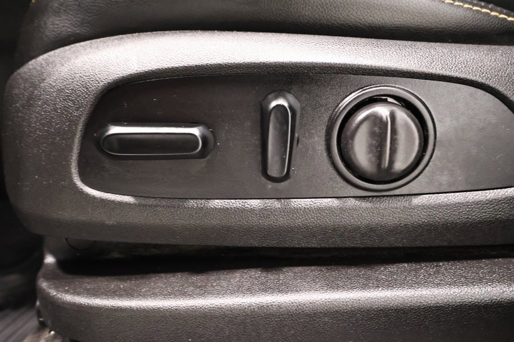 Used 2019 GMC Terrain SLT w/ Preferred Package image 21