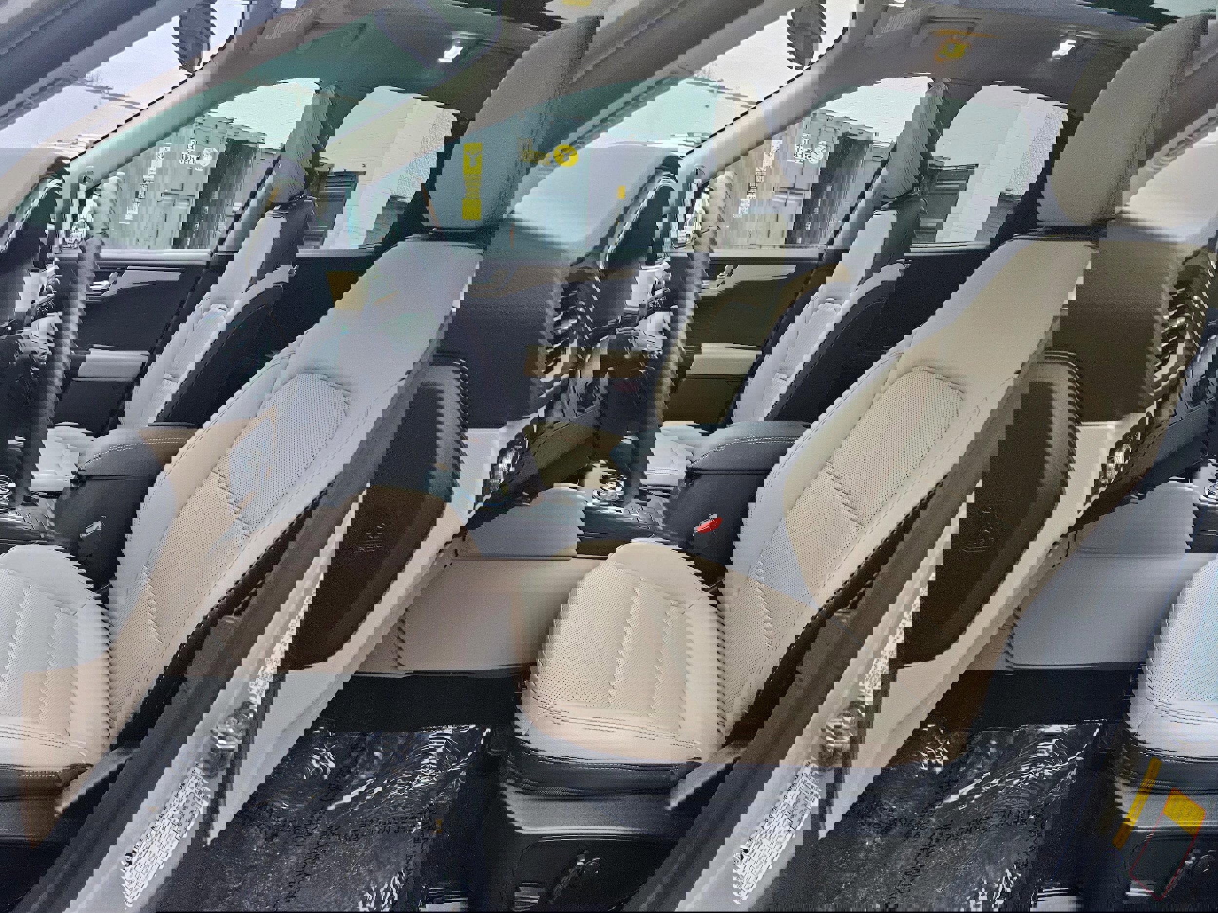 Certified 2020 Ford Escape SEL image 15