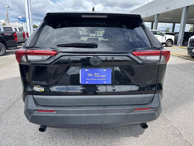 Used 2022 Toyota RAV4 LE FWD image 6