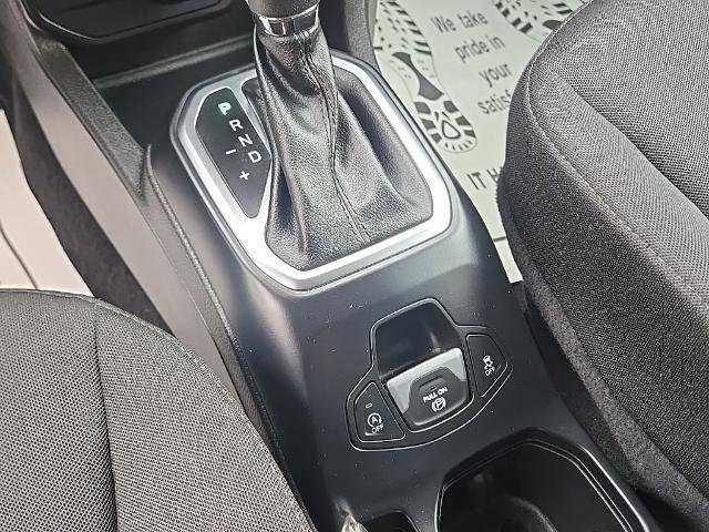 Used 2023 Jeep Renegade Latitude image 22