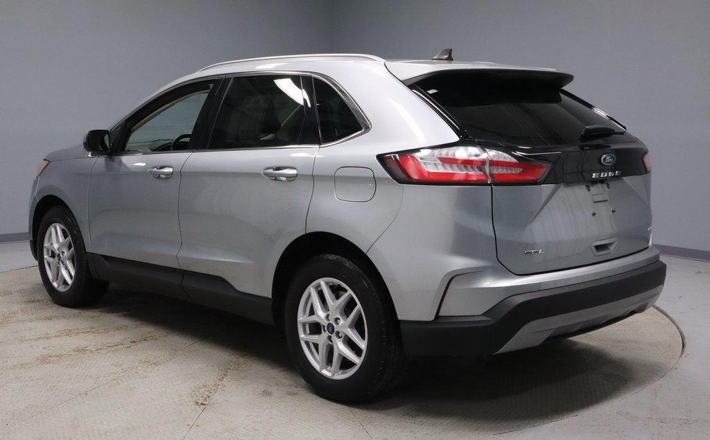 Certified 2023 Ford Edge SEL w/ Convenience Package image 3