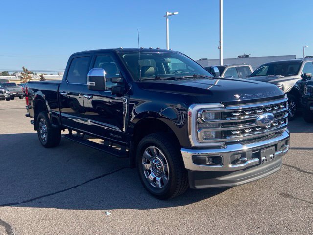 Certified 2024 Ford F250 4x4 Crew Cab Super Duty image 3