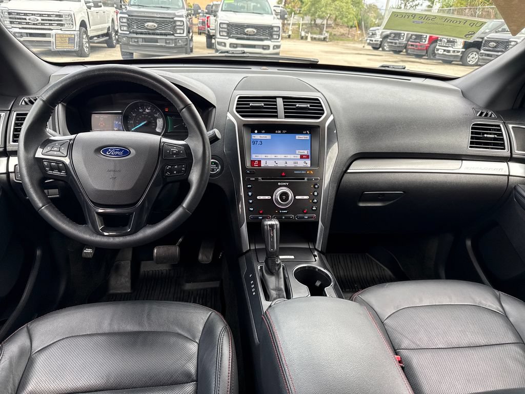 Certified 2018 Ford Explorer Sport AWD/4WD image 5