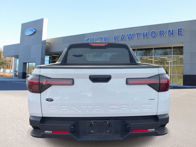 Used 2024 Hyundai Santa Cruz SE AWD/4WD image 5