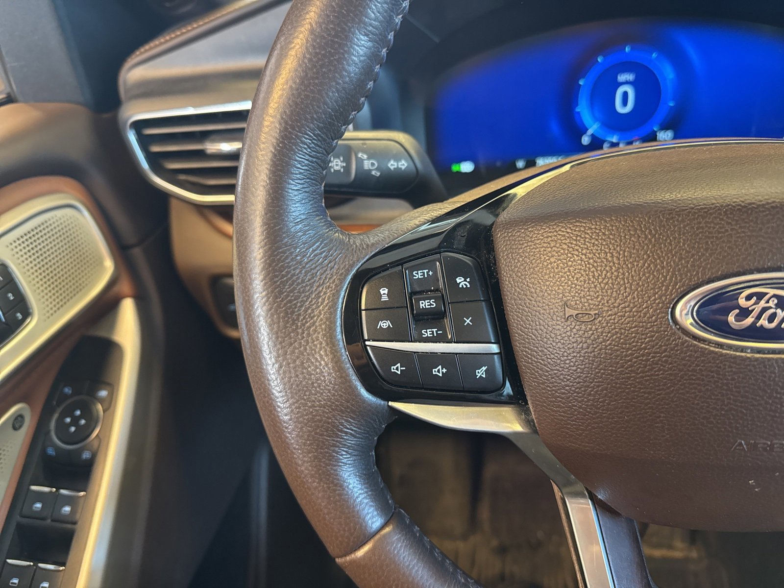 Certified 2022 Ford Explorer King Ranch w/ Class IV Trailer Tow Package image 22