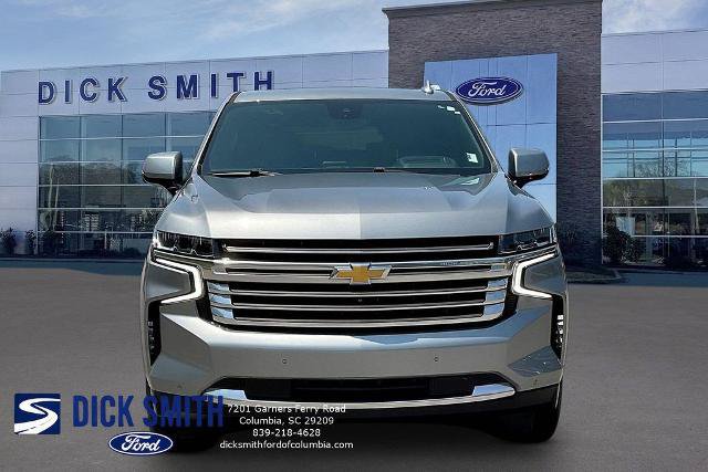 Used 2023 Chevrolet Suburban High Country RWD image 2
