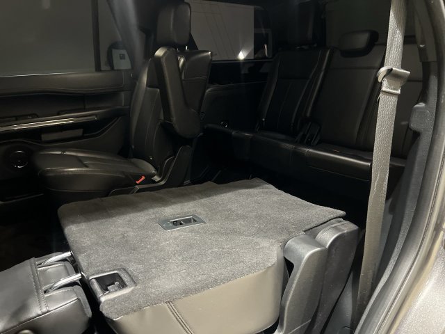 Certified 2020 Ford Expedition XLT w/ Equipment Group 202A AWD/4WD image 25