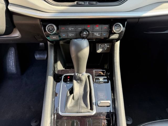Used 2024 Jeep Compass Limited AWD/4WD image 17