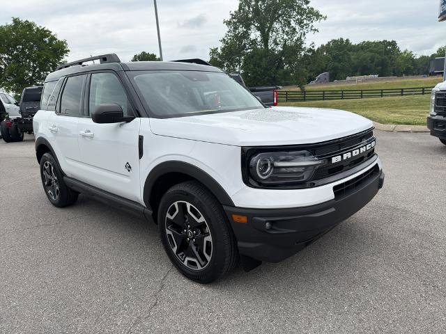 Certified 2022 Ford Bronco Sport Outer Banks AWD/4WD image 3