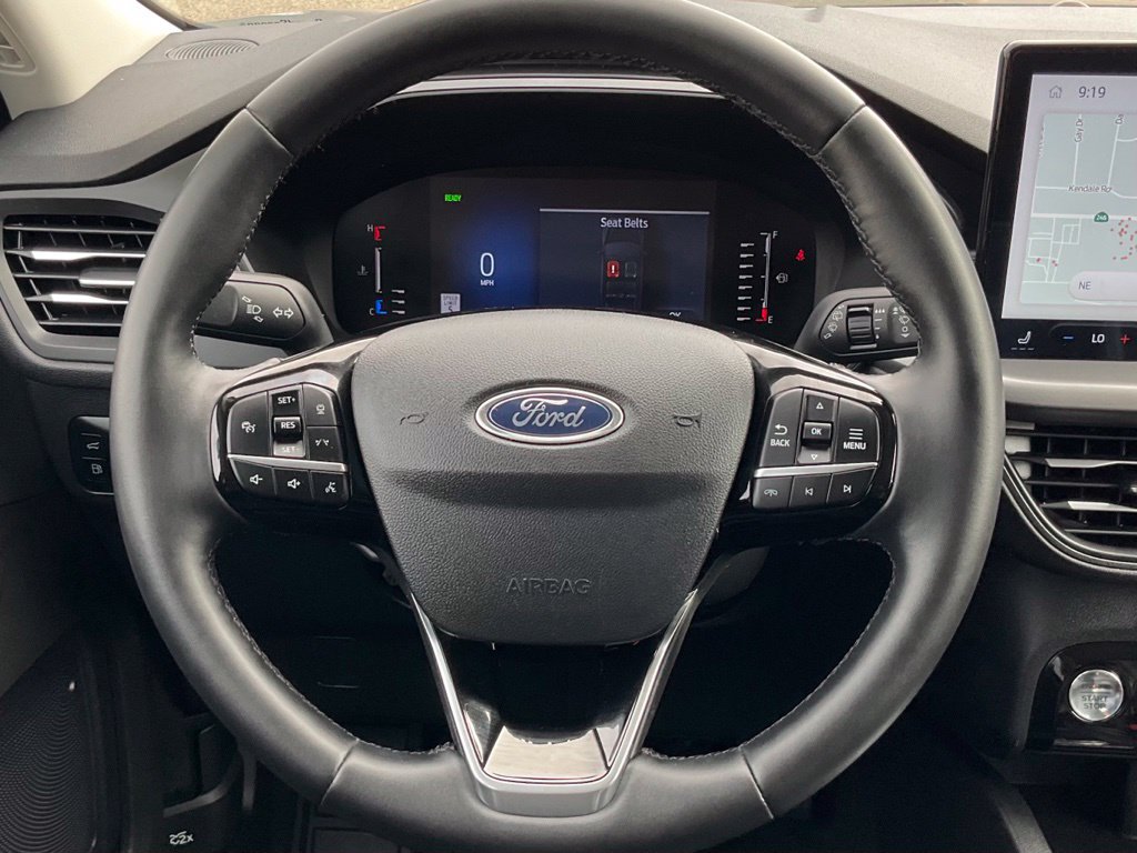 Certified 2024 Ford Escape SE FWD image 45