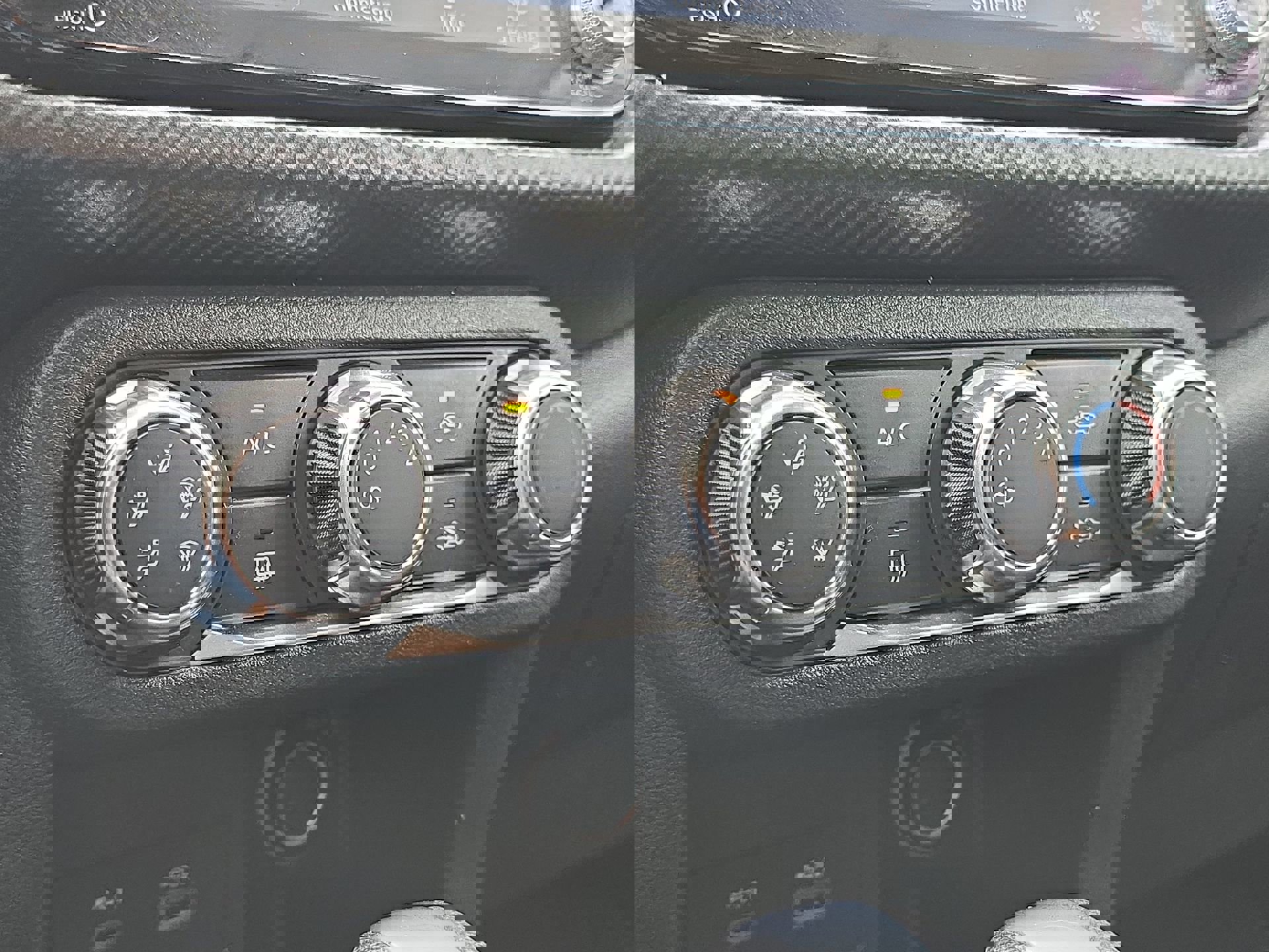 Used 2023 Nissan Kicks SV image 18