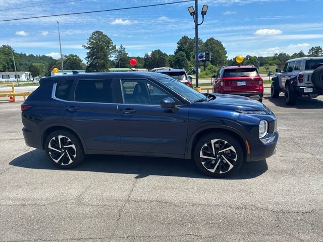 Used 2024 Mitsubishi Outlander SE FWD image 7