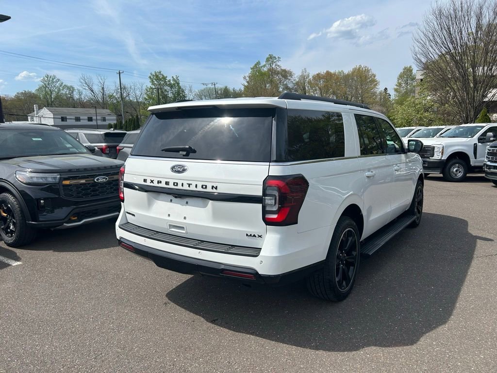 Certified 2022 Ford Expedition Max Limited AWD/4WD image 3