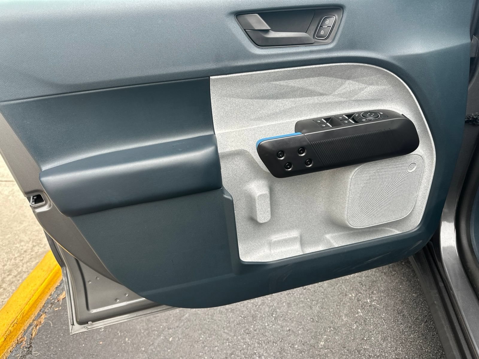 Certified 2025 Ford Maverick XLT FWD image 19