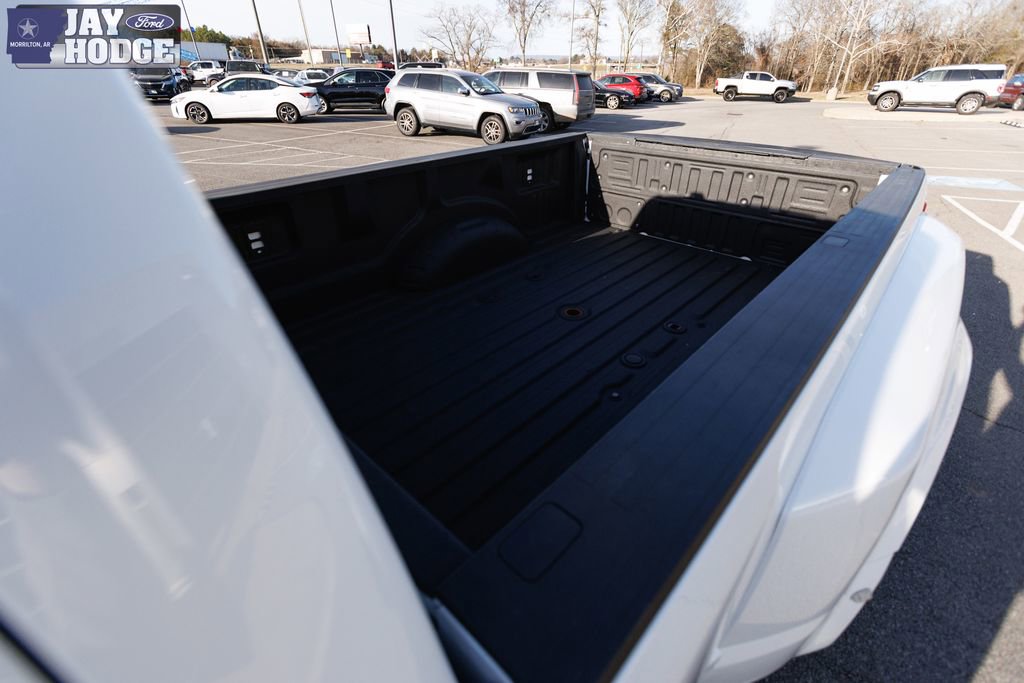 Certified 2025 Ford F450 XLT w/ 360-Degree Camera Package image 16