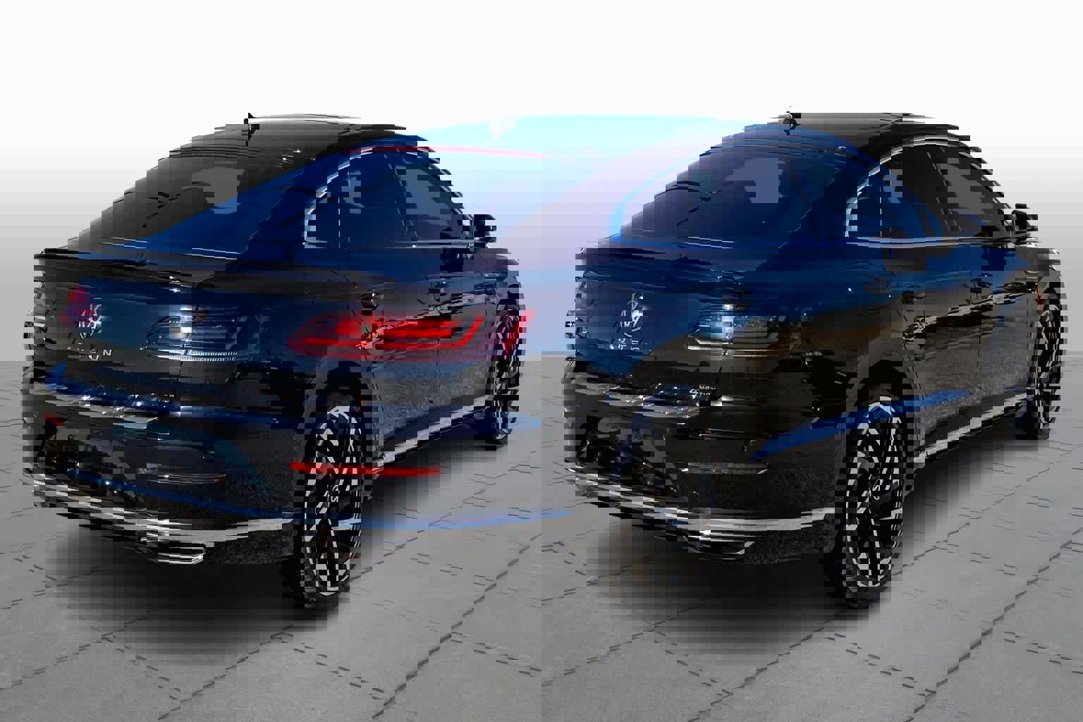 Used 2021 Volkswagen Arteon SEL Premium image 11