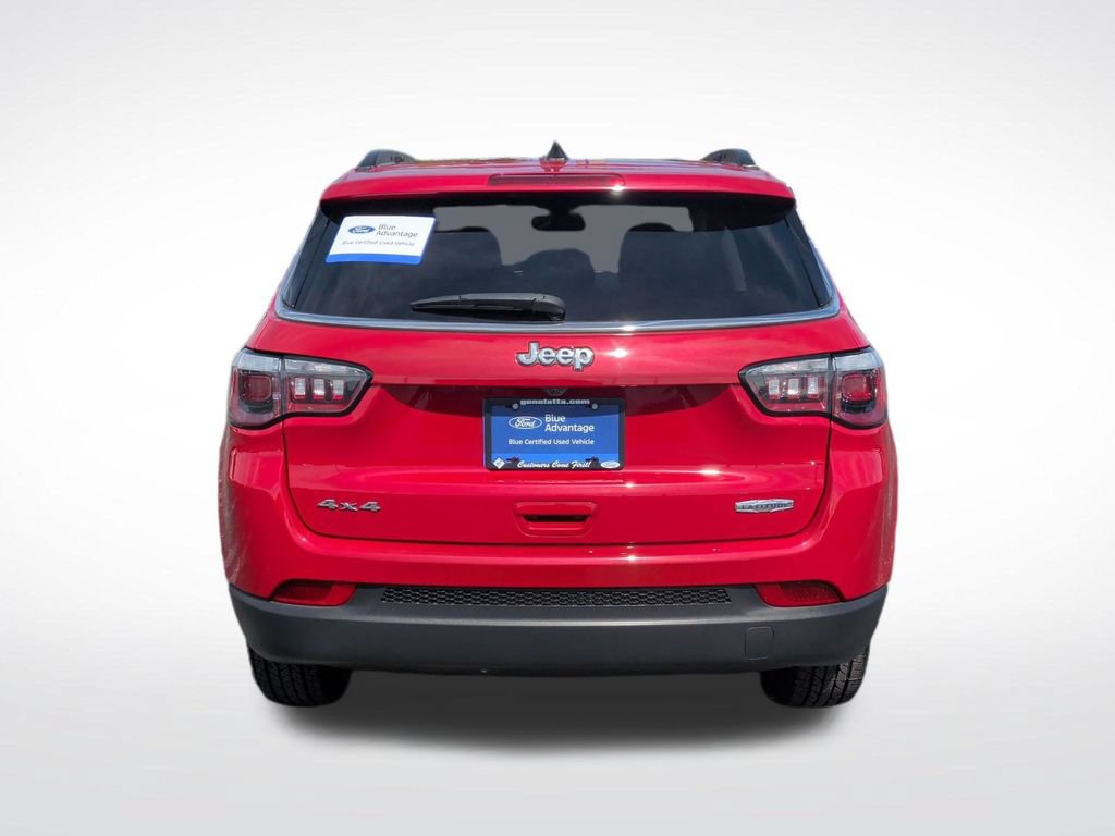 Used 2019 Jeep Compass Latitude w/ Popular Equipment Group AWD/4WD image 15