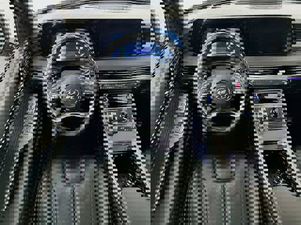 Used 2024 Hyundai Palisade Calligraphy FWD image 9