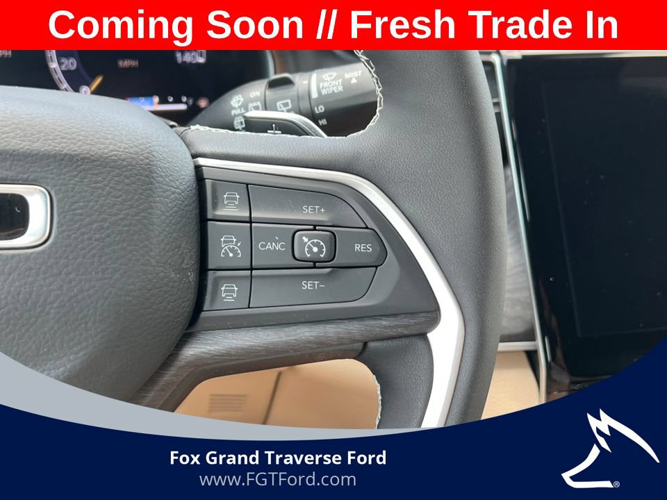 Used 2025 Jeep Grand Cherokee L Limited w/ Luxury Tech Group II AWD/4WD image 20