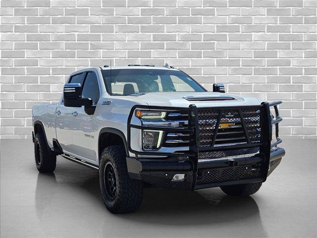 Used 2022 Chevrolet Silverado 3500 High Country w/ Safety Package II AWD/4WD image 3