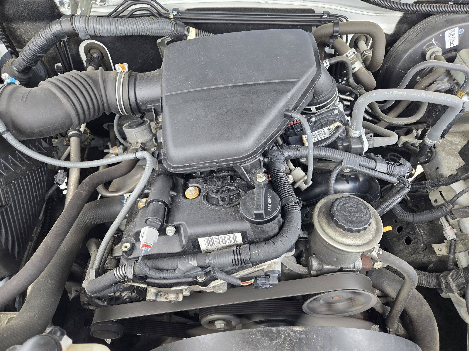 Used 2018 Toyota Tacoma SR w/ SR Convenience Package RWD image 27