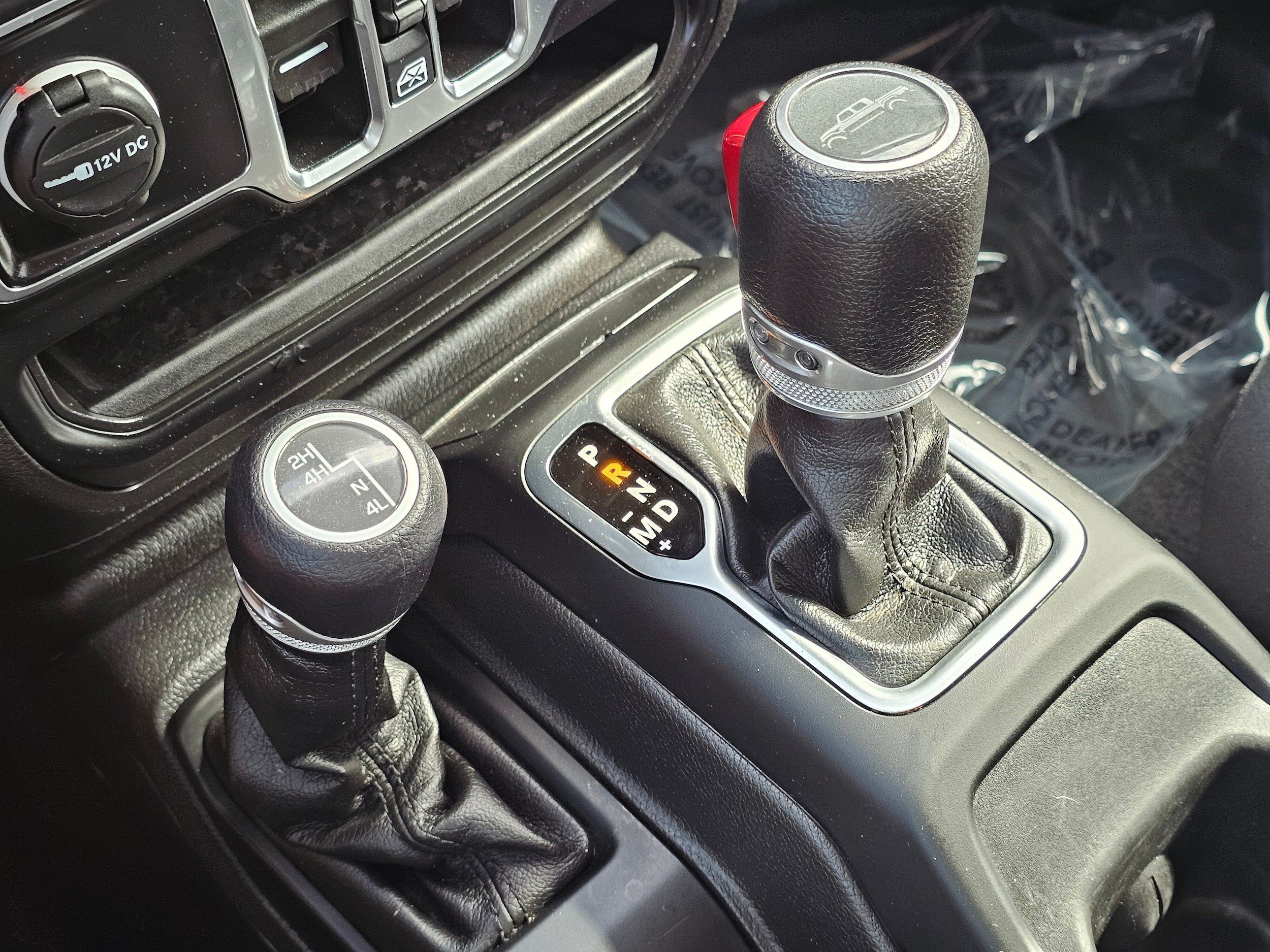 Used 2023 Jeep Gladiator Sport AWD/4WD image 31