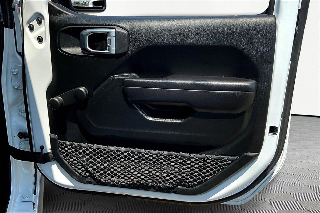 Used 2020 Jeep Wrangler Unlimited Sport image 24