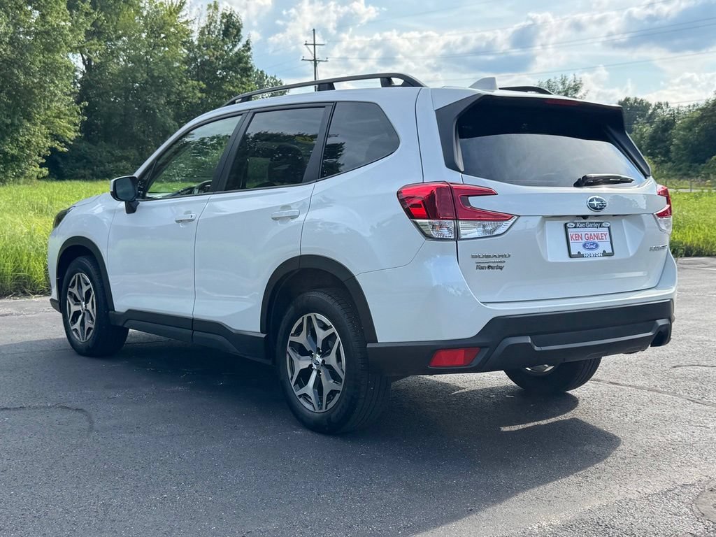 Used 2022 Subaru Forester Premium AWD/4WD image 11