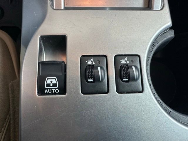 Used 2021 Toyota 4Runner SR5 Premium w/ Moonroof Package RWD image 18