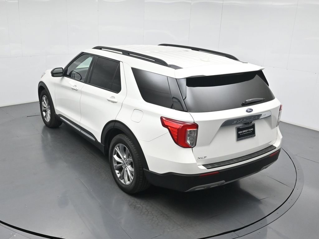 Certified 2021 Ford Explorer XLT w/ Equipment Group 202A RWD image 42