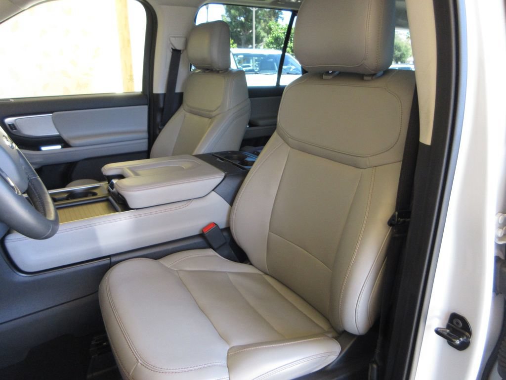 Certified 2025 Ford Expedition Max Active RWD image 12