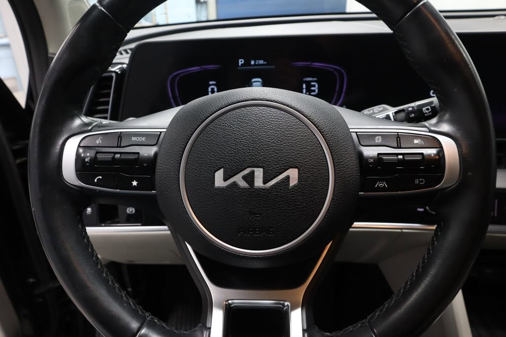 Used 2023 Kia Sportage EX image 32
