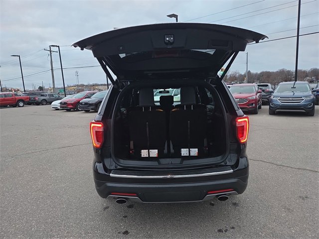Certified 2018 Ford Explorer XLT w/ Equipment Group 202A image 26
