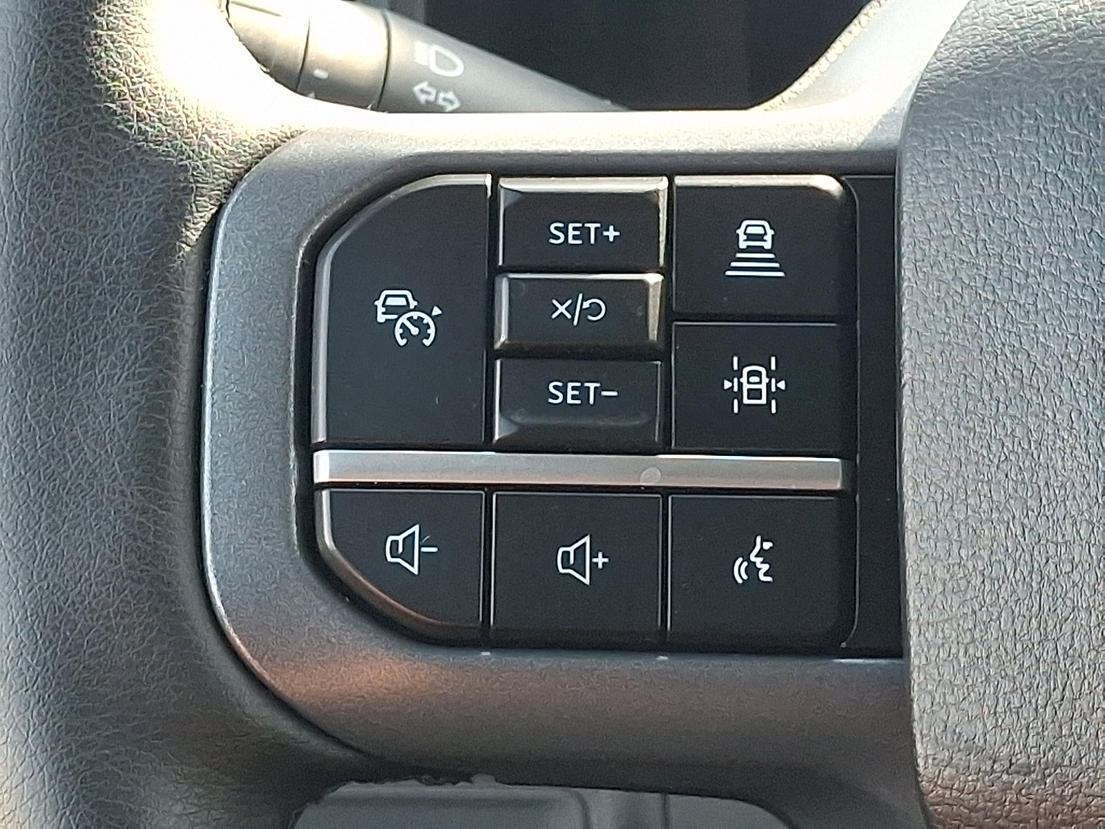 Certified 2025 Ford F150 Lightning Flash AWD/4WD image 20