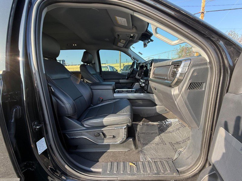 Certified 2024 Ford F250 Lariat w/ Lariat Ultimate Package AWD/4WD image 15