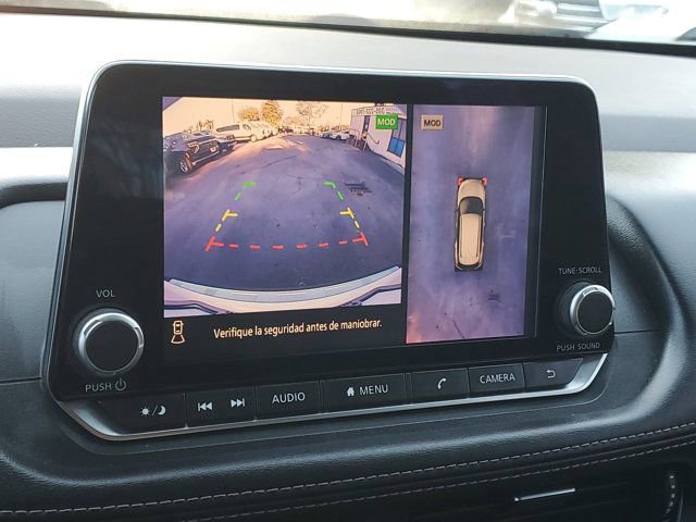 Used 2021 Nissan Rogue SV image 24