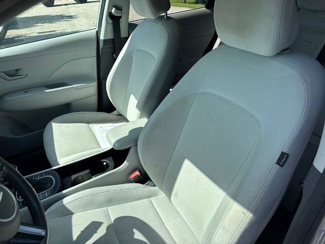 Used 2024 Hyundai Kona SEL FWD image 10
