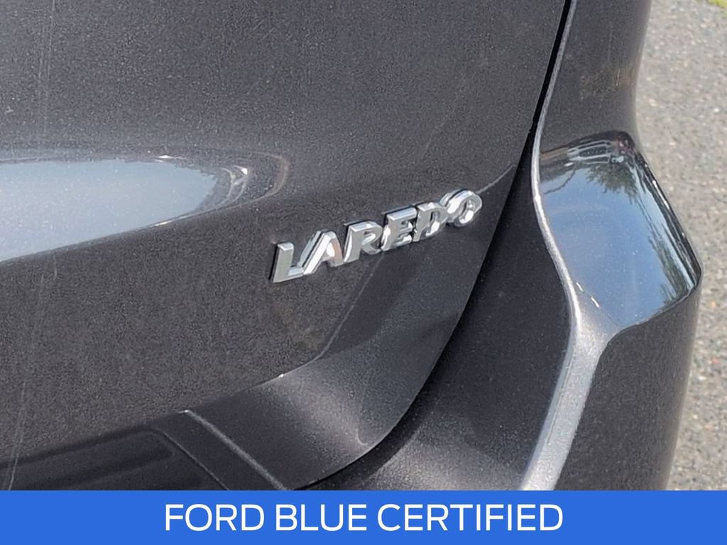 Used 2021 Jeep Grand Cherokee Laredo AWD/4WD image 27