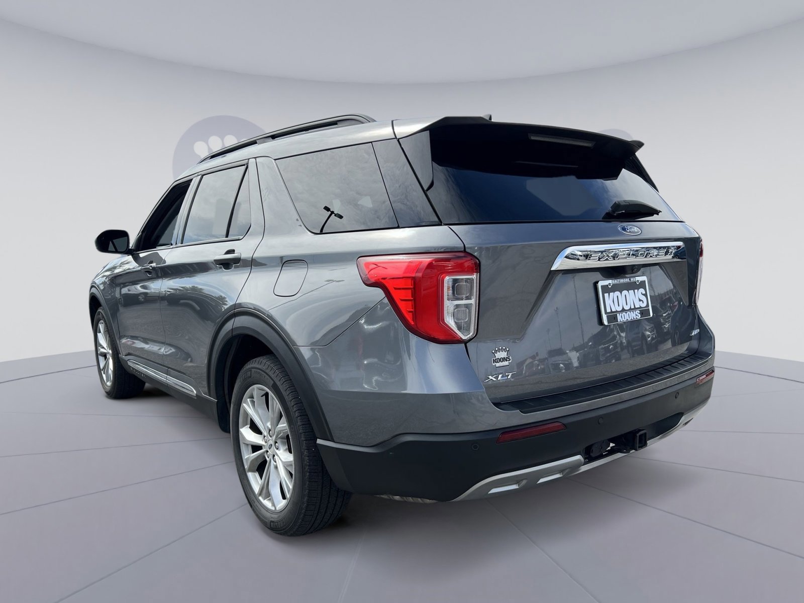 Certified 2023 Ford Explorer XLT w/ Equipment Group 202A image 5