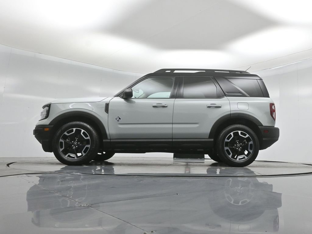 Certified 2022 Ford Bronco Sport Outer Banks w/ Tech Package AWD/4WD image 8