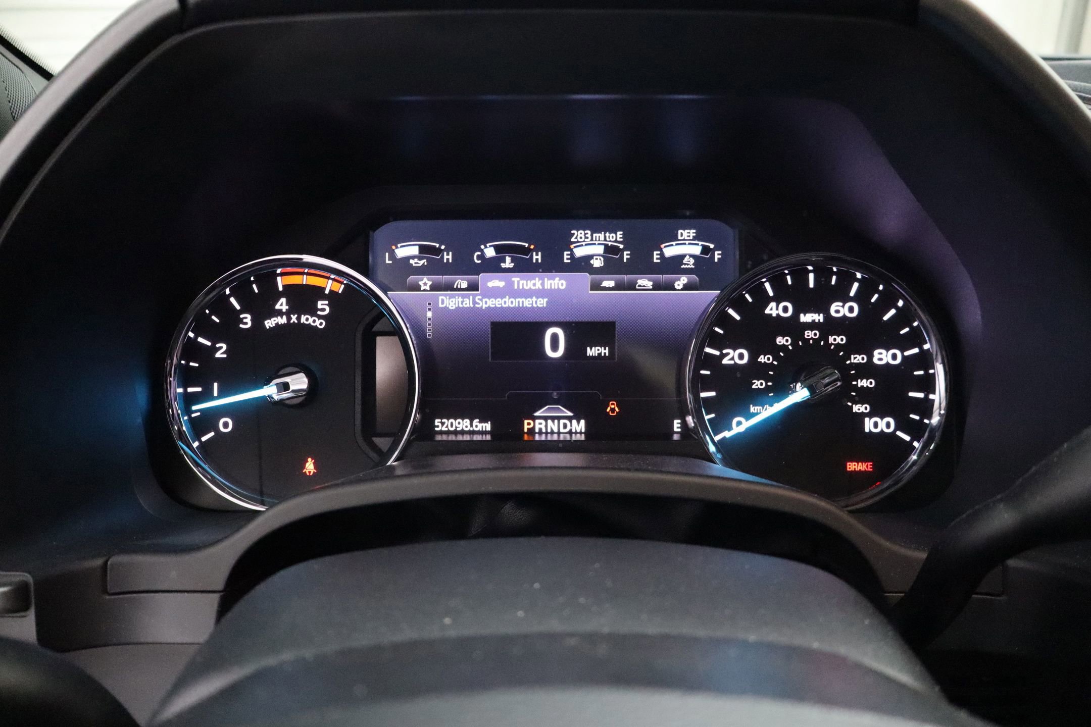 Certified 2022 Ford F250 Platinum w/ FX4 Off-Road Package image 31