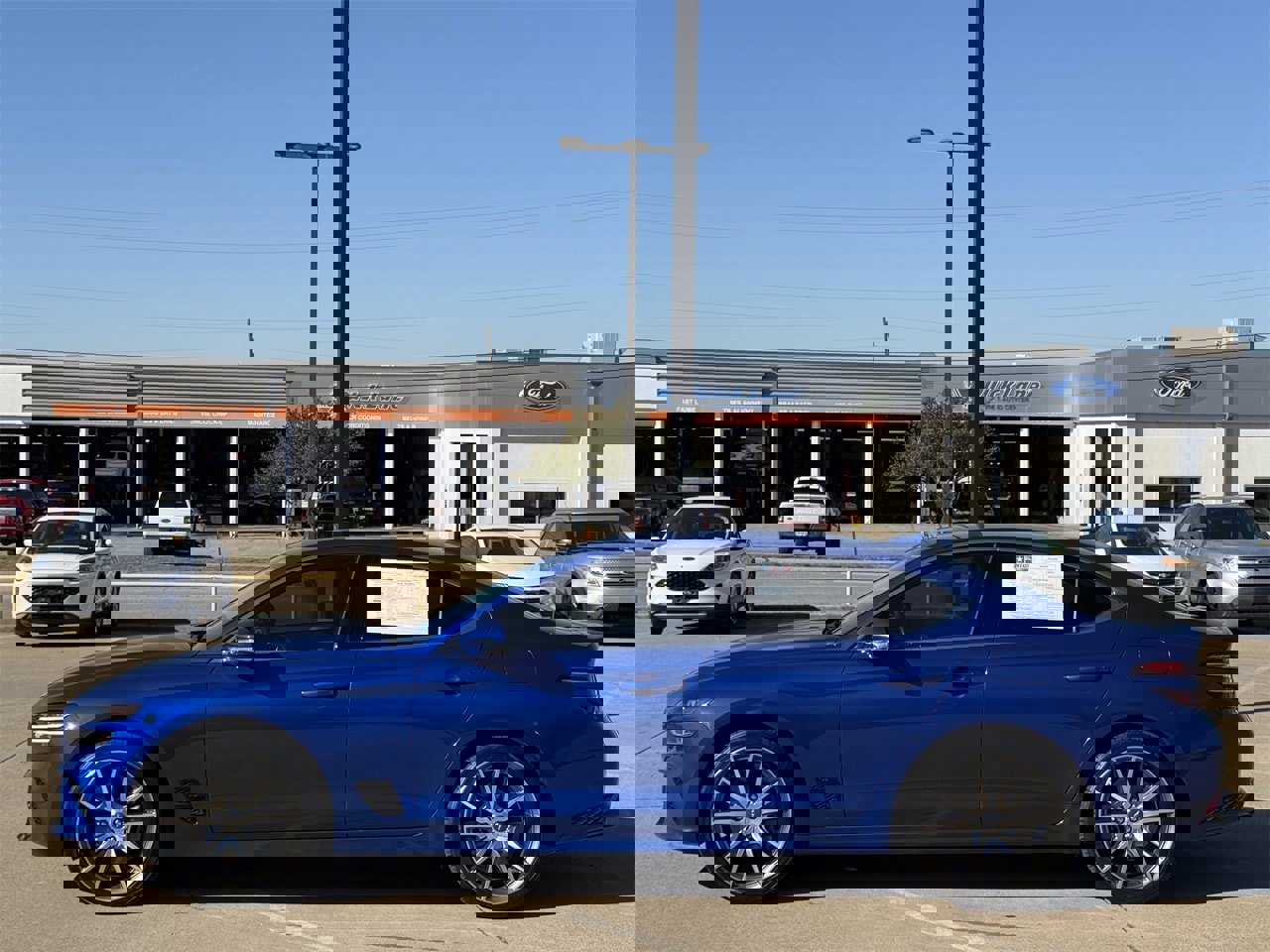 Used 2023 Genesis G70 3.3T image 3