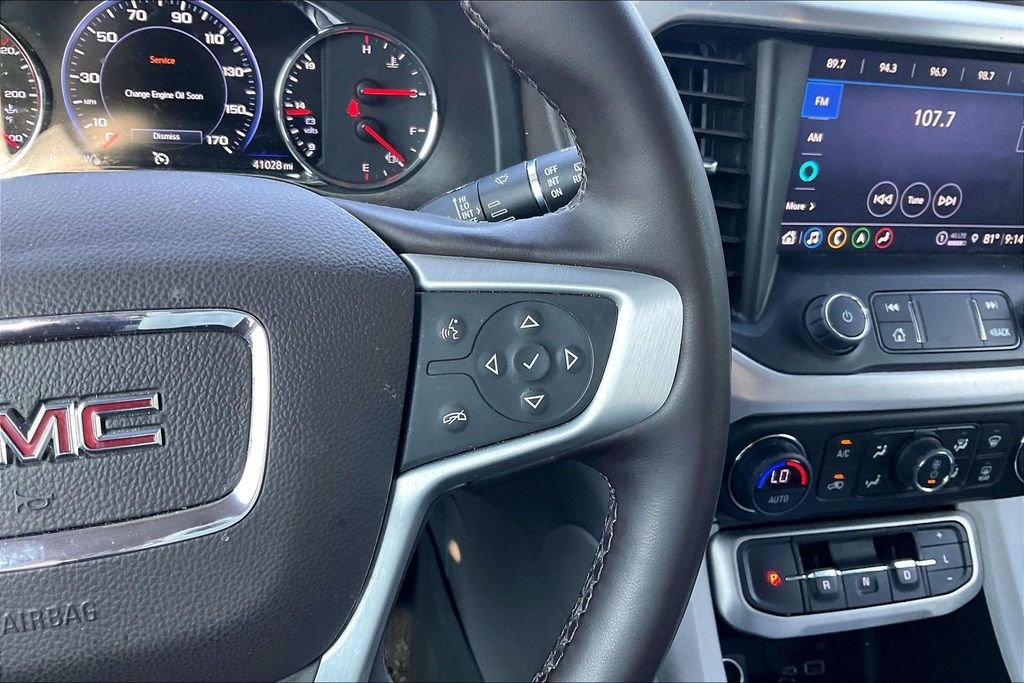Used 2023 GMC Acadia SLT w/ Technology Package FWD image 12