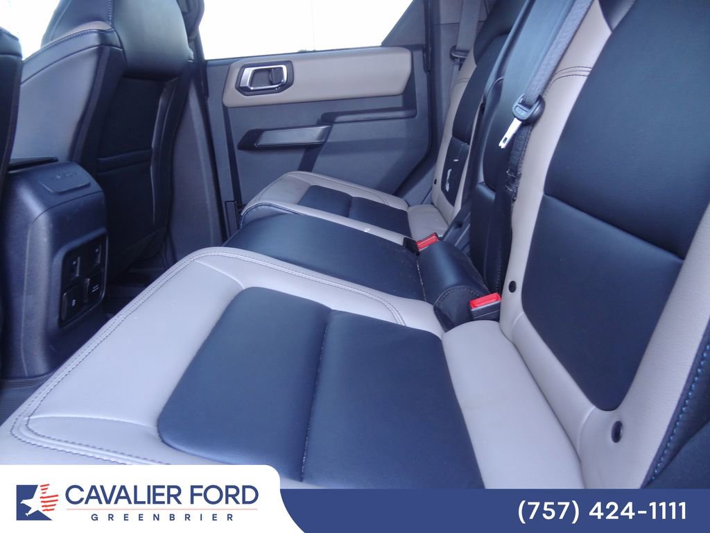 Certified 2024 Ford Bronco Wildtrak AWD/4WD image 8