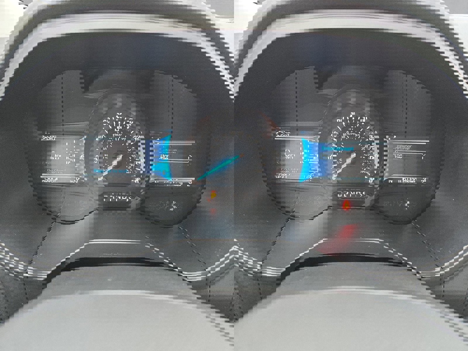 Certified 2022 Ford Edge Titanium w/ Class II Trailer Tow Package image 16